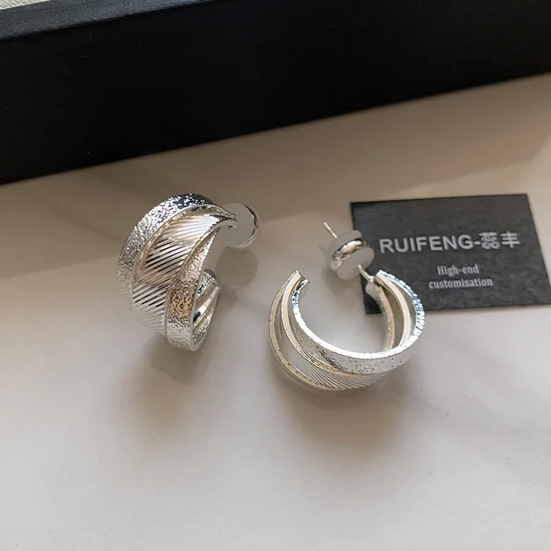 Earrings E4