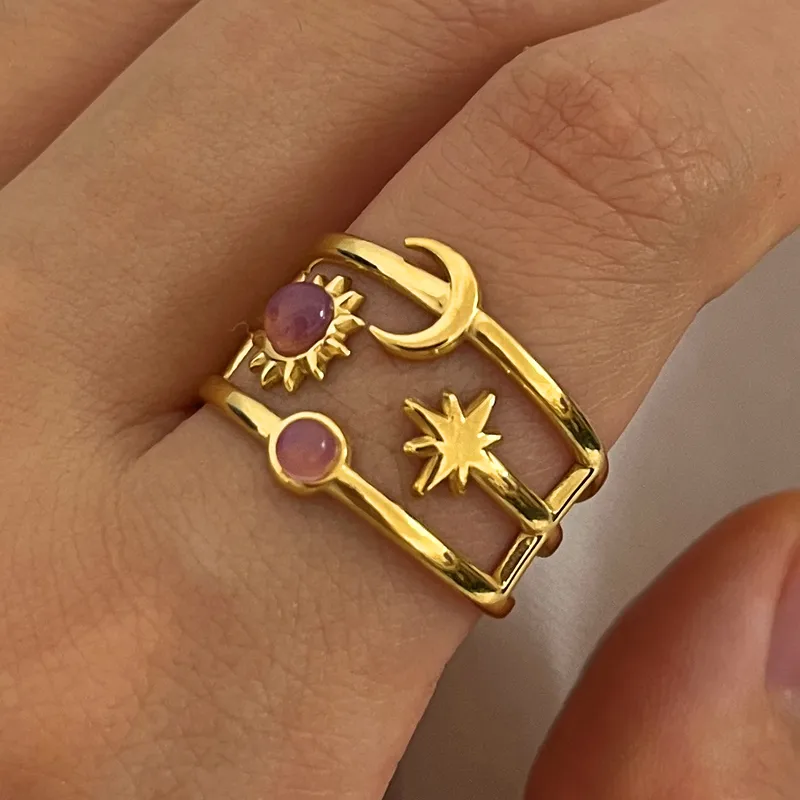 Rings R10